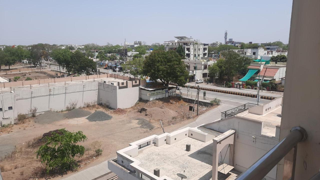 Hotel Hariram Tower Wardha Exterior photo