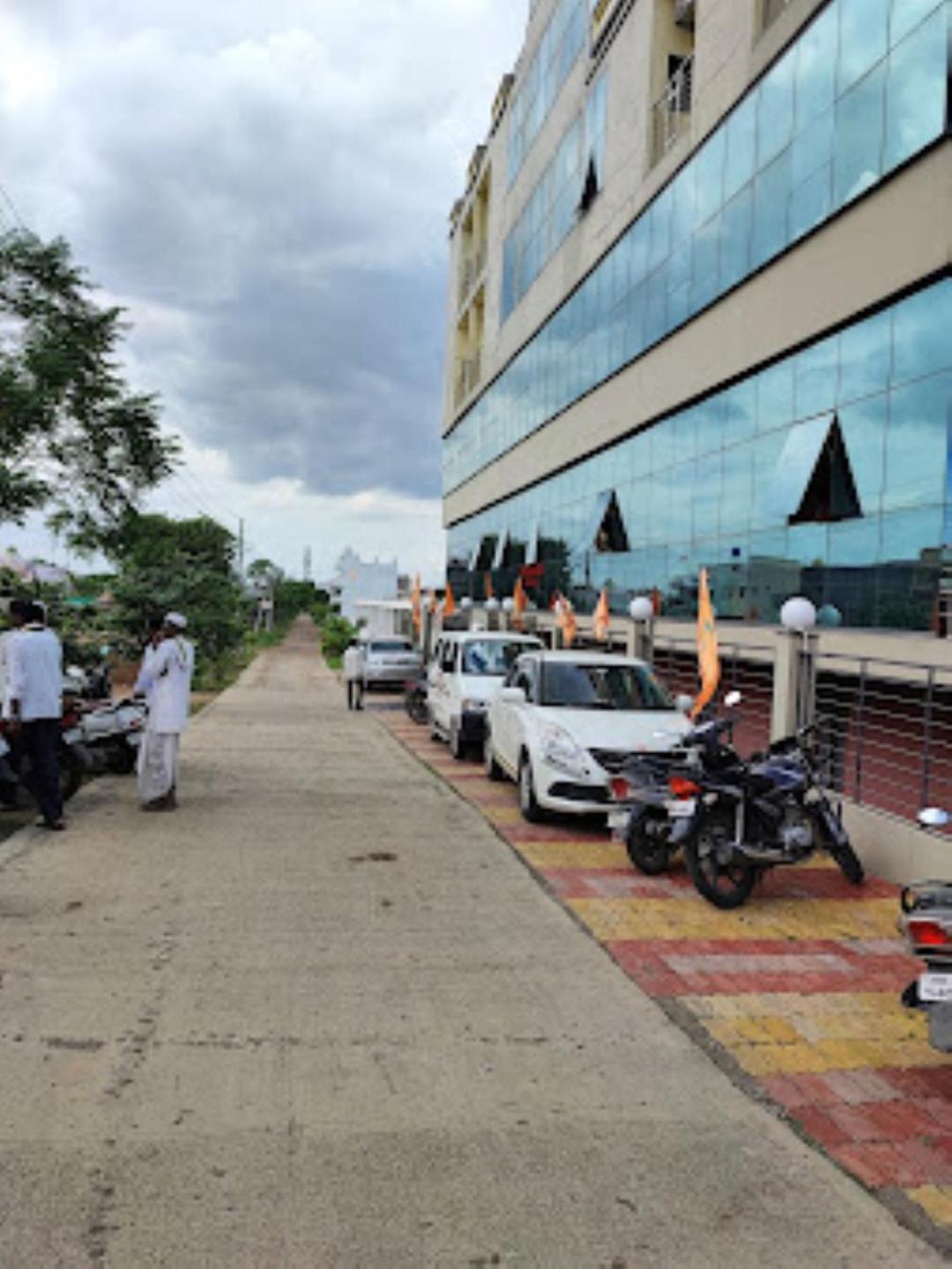 Hotel Hariram Tower Wardha Exterior photo